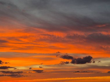 2025 - Cielos del mes de agosto al atardecer on la ciudad de Martos