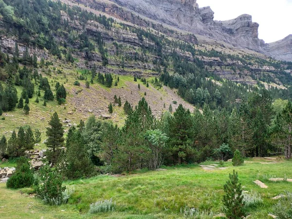 Ordesa ve Monte Perdido Ulusal Parkı 'nda yürüyüş rotası - 2024