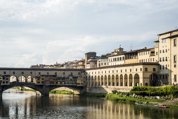 Floransa Ponte Vecchio sermaye şehir Toskana