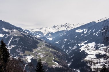 Sabah dağ Panorama görünüm Zillertal Avusturya 2