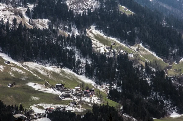 Vista panorâmica de Vila montanha Zillertal Áustria 3 — Fotografia de Stock