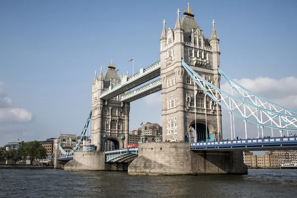 Londres City histórico grande torre ponte dia ensolarado 2 — Fotografia de Stock