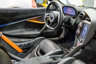 06.09.2018 McLaren 720S Örümcek Hiperarabası Süper Spor Yara
