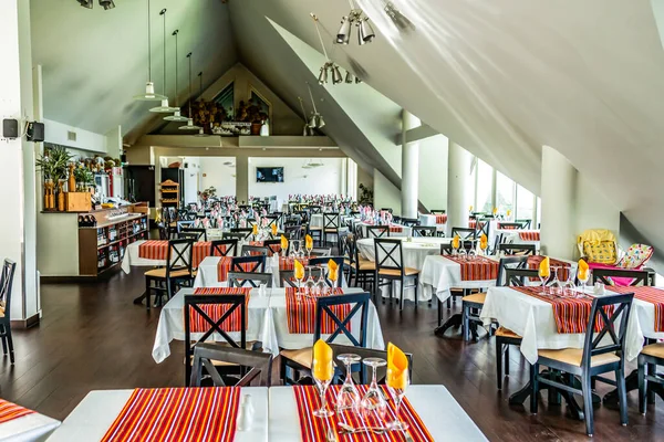 25.10.2018 Isla de Madeira Portugal Restaurante dentro del mirador del Hotel Eira do Serrado sobre el Valle de las Monjas — Foto de Stock