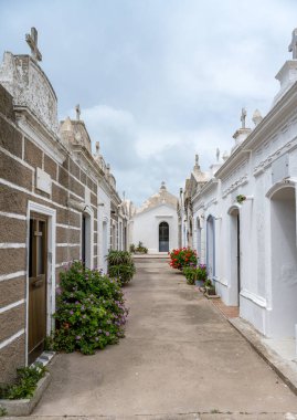 Bonifacio Corsica Tarihi Donanma Mezarlığı Turist Sıcak Noktası Aile Odaları Kutsal Haç.