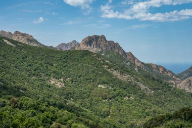 Corse, Fransa Korsika Deniz Adası Akdeniz Dağları 'nın zirvesi ünlü GR20 yolu.