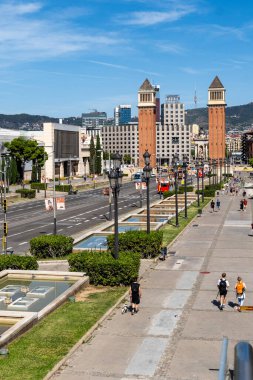 Barselona, İspanya-6 Eylül 2025. İspanya, Barselona 'daki Plaa d' espanya 'daki Venedik kuleleri.