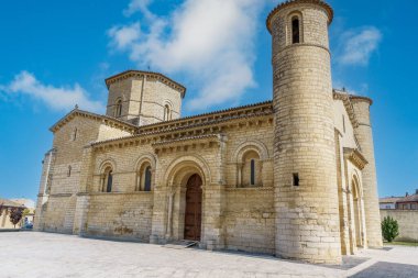 San Martn de Tours Kilisesi (İspanyolca: 