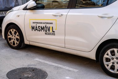 Barselona, İspanya-12 Ekim 2025. İspanyol telekomünikasyon şirketi Masmovil için kurumsal filo aracı.