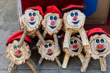 İspanya 'nın Katalonya şehrinde bir Noel geleneği olan 
