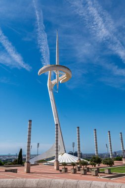 Montjuic 'teki Calatrava Kulesi' nin modern mimari kompleksinin manzarası..