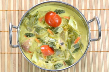 Kari Sayur çanak