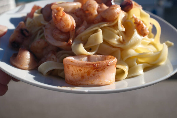 Итальянская спагетти-паста с питательными углеводами