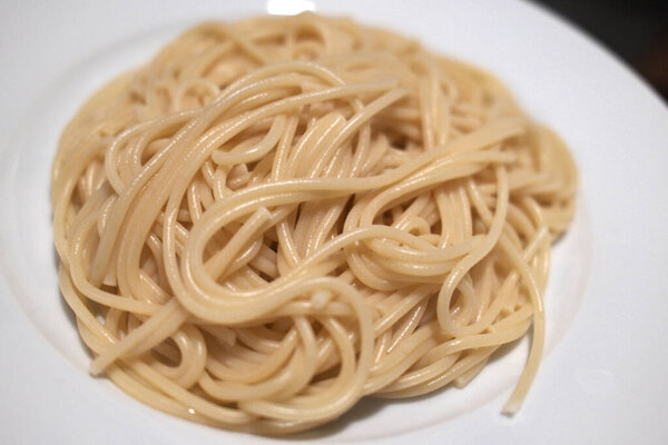 Итальянская спагетти-паста с питательными углеводами