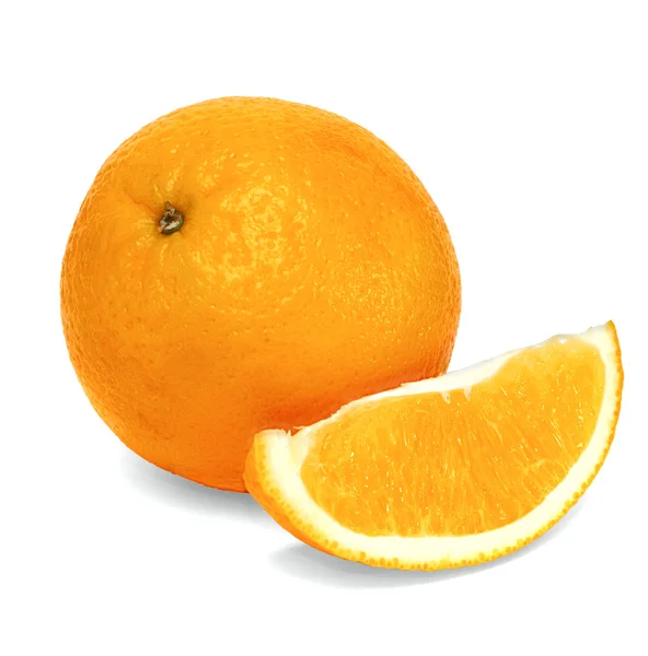 Geïsoleerde sinaasappelen op een witte achtergrond — Stockfoto
