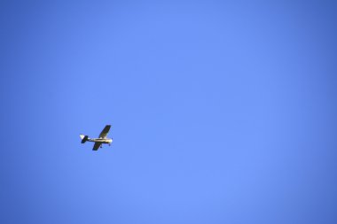 Uçan geleceğe yönelik