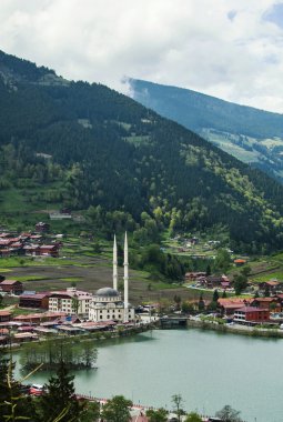 Göl Uzungöl pitoresk doğası