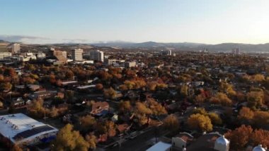  Sonbaharda Reno ve çevresindeki bölgelerden sola dön