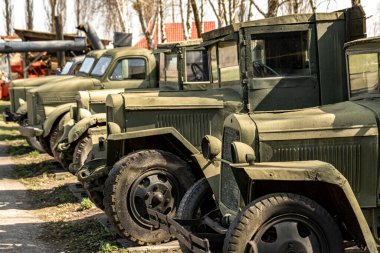 Ukrayna, Pereyaslav-Khmelnitsky 04 / 20 / 2021: Sovyet kamyonu GAZ-MM SSCB açık hava altındaki ekmek müzesinde.