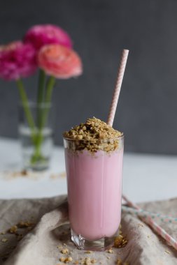 Müsli pembe yüzlü