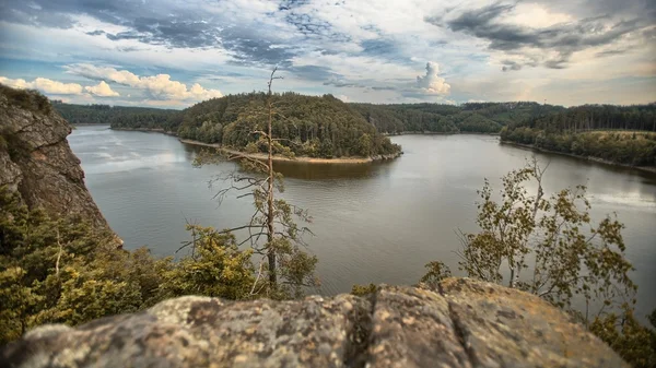Sahne Barajı ve rock
