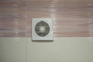 Banyoda havalandırma var.