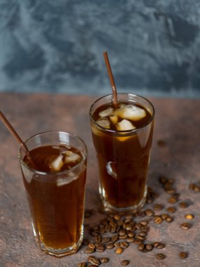 Bardakta buzlu kahve. Soğuk yaz içeceği