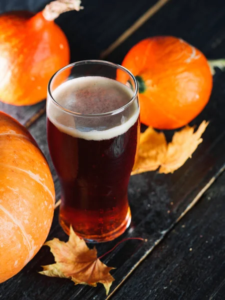 Pumpkin Autumn Craft Red Ale Beer Glass Table — Stock Photo, Image