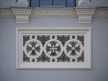 Aziz Mikail Kilisesi 'nin, Kaunas' ın, Litvanya 'nın, 17 Ağustos 2025 tarihli Rosette süslemesi.