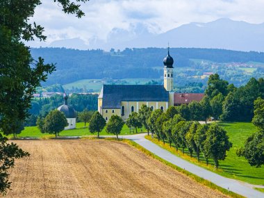 Wallfahrtskirche Wilparting St Marinus, Bavyera Almanya 9 Temmuz 2025