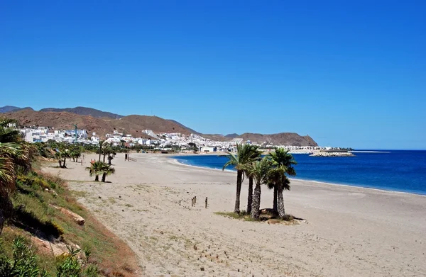 Vista ao longo da praia e litoral, Carboneras . — Fotografia de Stock