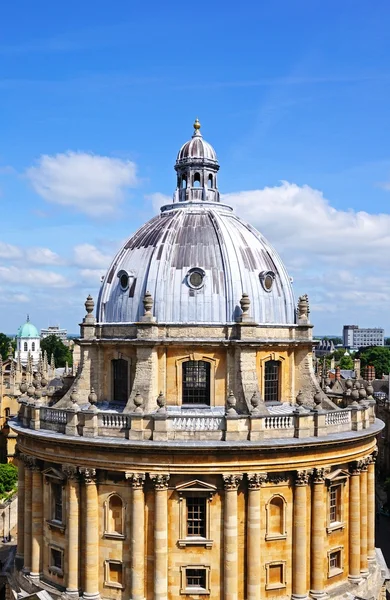 A Radcliffe Camera kupola, Oxford emelkedett megtekintése. — Stock Fotó