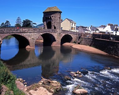 Üzerinde nehir Monnow, Monmouth müstahkem 13. yüzyılda köprü.