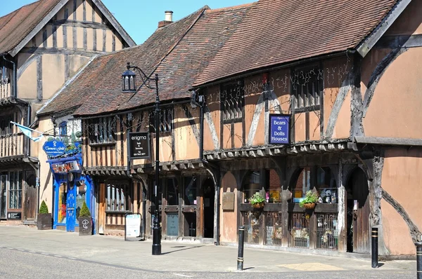 Madeira velha emoldurada edifícios ao longo Spon Street, Coventry . — Fotografia de Stock