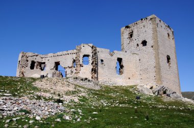 Üstünde tepe-in tepe, Teba yıldız castle (Castillo de la Estrella).
