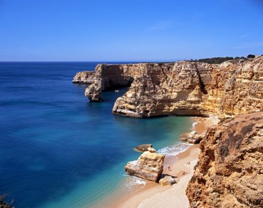 Plaj ve sahil, Praia da Marinha yükseltilmiş görünümü.