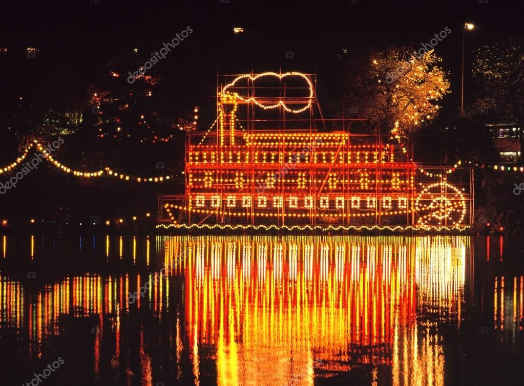 Walsall Arboretum exibição de iluminações anuais, Walsall . — Fotografias de Stock