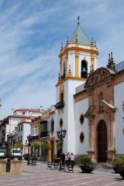 Plaza del Socorro' daki parochial merkezi (Centro Parroquial), Ronda.