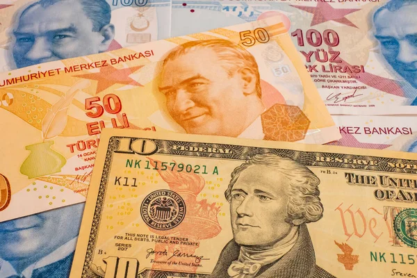美元和土耳其里拉钞票 — 图库照片