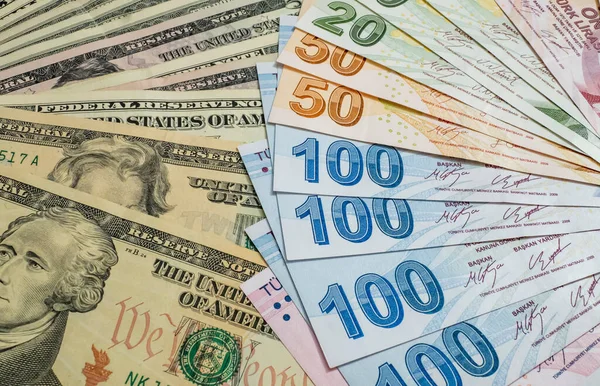 美元和土耳其里拉钞票 — 图库照片