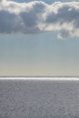 Deniz manzarası ve kışın deniz manzarası