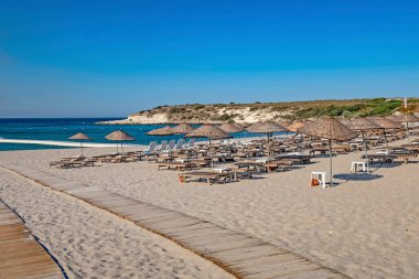 Alacati, İzmir, 15 Ağustos 20.Resort Zigana Alacati, Ege Denizi 'nin büyüleyici dokusu ve maviliğin eşsiz güzelliği ile çevrili bir körfezde yer almaktadır. Tesisin genel görünümü .