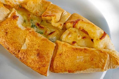 Türk peynirli pide yemeye hazır mısın?