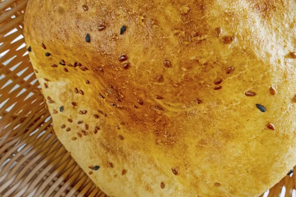 Pronto Para Comer Pão Com Sementes Gergelim — Fotografia de Stock