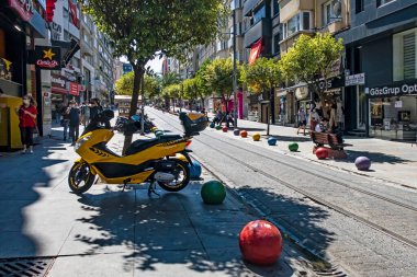 Kadıköy, İstanbul, Türkiye-Ağustos 30,2020. İstanbul 'un Kadıköy ilçesinden yaz mevsiminde kent manzarası