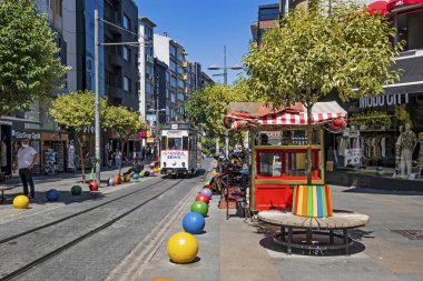 Kadıköy, İstanbul, Türkiye-Ağustos 30,2020. İstanbul 'un Kadıköy ilçesinden yaz mevsiminde kent manzarası