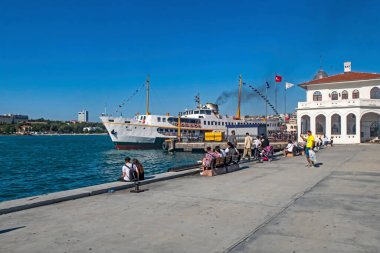 Kadıköy, İstanbul, Türkiye-Ağustos 30,2020. İstanbul 'un Kadıköy ilçesinden yaz mevsiminde kent manzarası