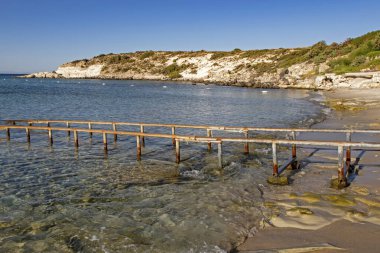 alacati, cesme, izmir, 14,2020 hindi-ağustos. Alacati 'deki açık ve mavi rengiyle Ege Denizi' nden görüş..