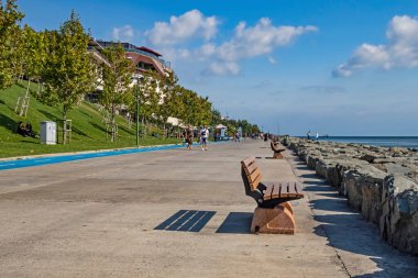 Florya, İstanbul, Hindi-Eylül 12.20.Florya Bölgesi modern mimarisi ve yeşil doğası ile İstanbul 'daki Mara Denizi kıyısında..