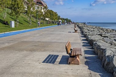 Florya, İstanbul, Hindi-Eylül 12.20.Florya Bölgesi modern mimarisi ve yeşil doğası ile İstanbul 'daki Mara Denizi kıyısında..